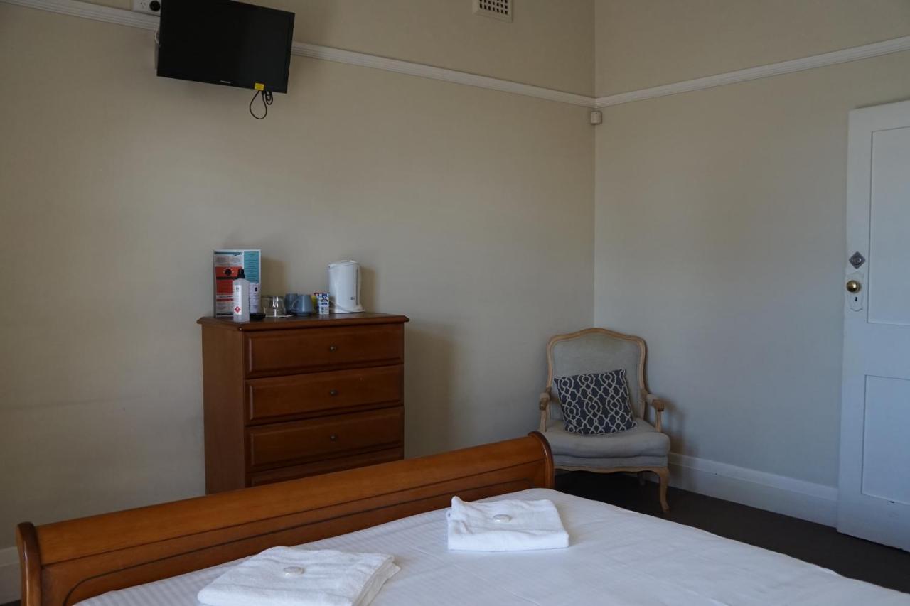 Palace Hotel Mortlake Sydney Bagian luar foto