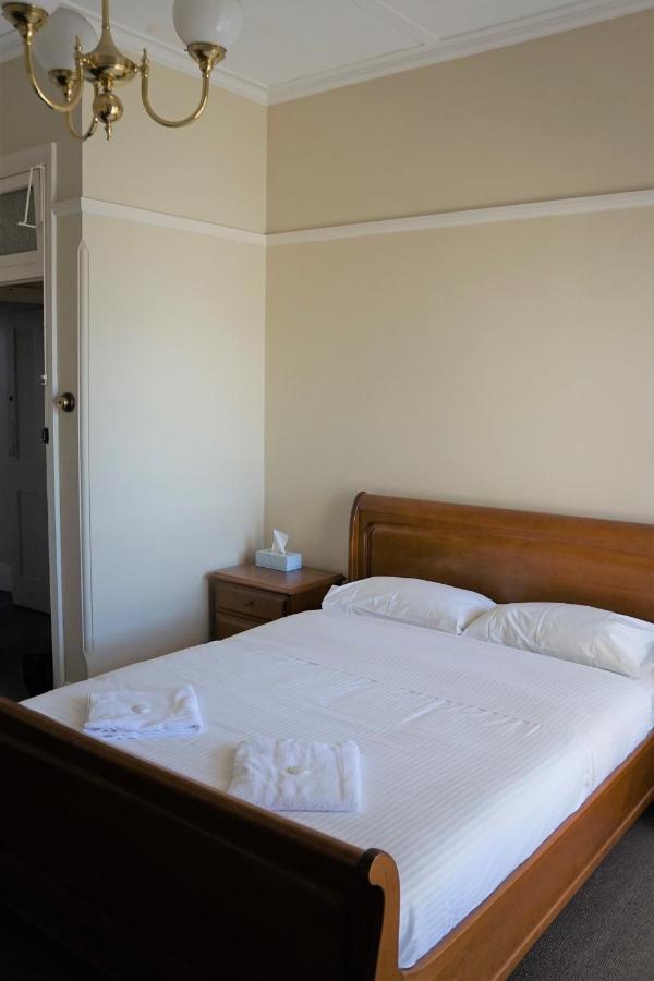 Palace Hotel Mortlake Sydney Bagian luar foto
