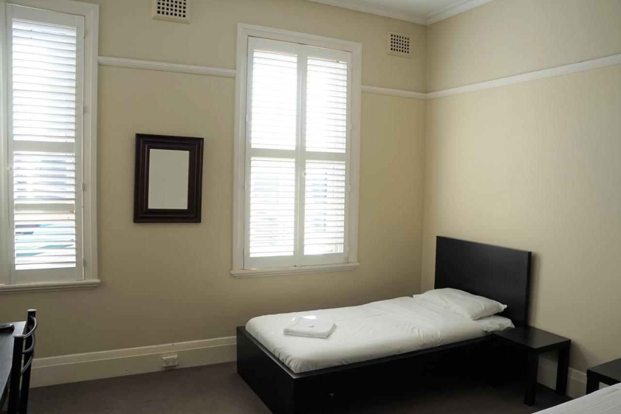 Palace Hotel Mortlake Sydney Bagian luar foto